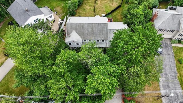 16 Hill St, Shrewsbury, MA 01545