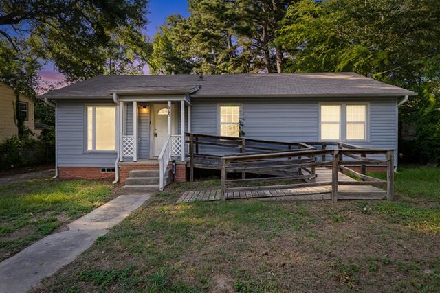 805 Oakdale Ave, Longview, TX 75602