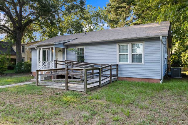 805 Oakdale Ave, Longview, TX 75602