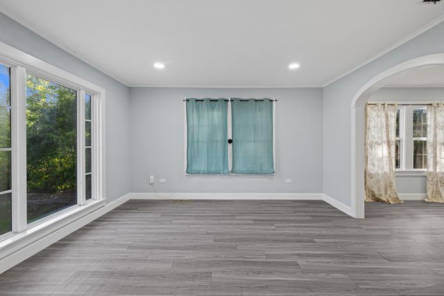 805 Oakdale Ave, Longview, TX 75602