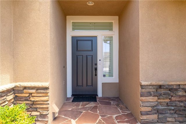 39396 Beringer Drive, Murrieta, CA 92563