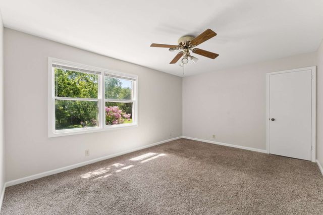 1429 Twin Feather Dr, Murfreesboro, TN 37129