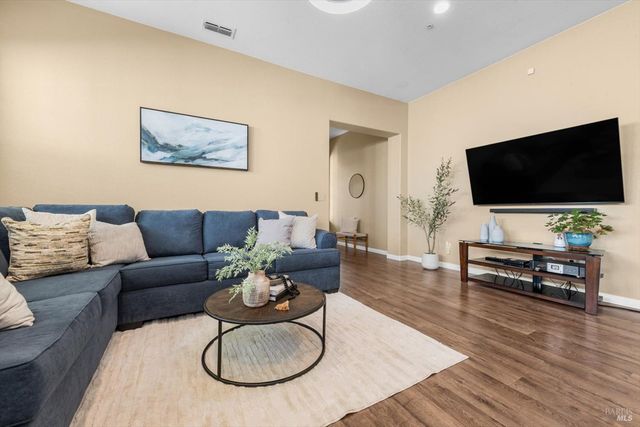 624 Emerald Hills Cir, Fairfield, CA 94533