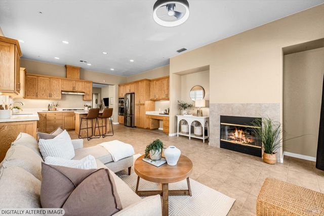 624 Emerald Hills Cir, Fairfield, CA 94533