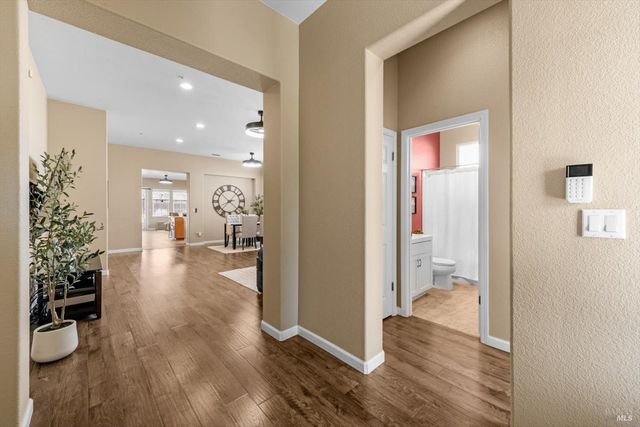 624 Emerald Hills Cir, Fairfield, CA 94533