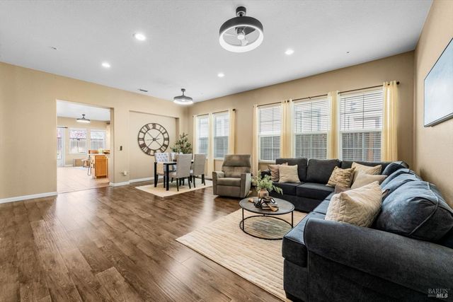 624 Emerald Hills Cir, Fairfield, CA 94533