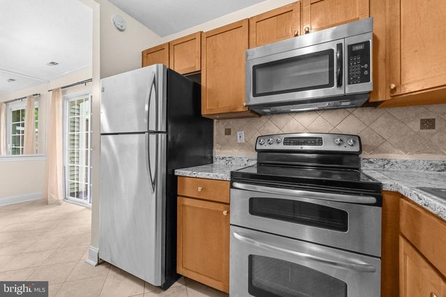 11444 HEREFORDSHIRE WAY, Germantown, MD 20876