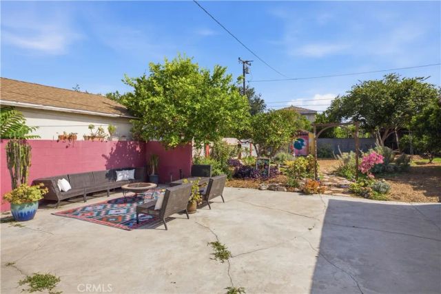 3227 Palm Ave., Lynwood, CA 90262