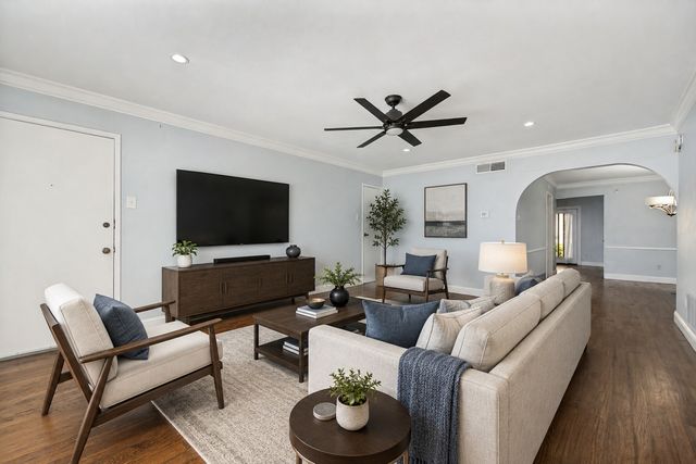 4819 Skillman Street 108, Dallas, TX 75206