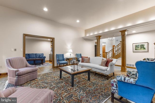 204 BRANDYWINE DR, State College, PA 16801