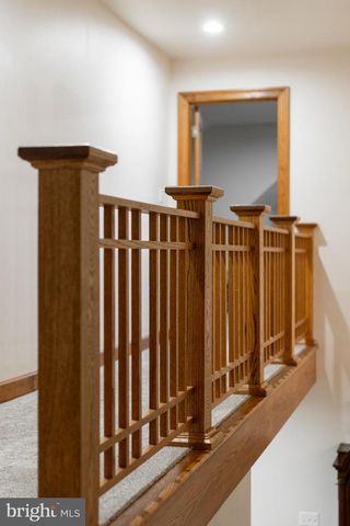 204 BRANDYWINE DR, State College, PA 16801