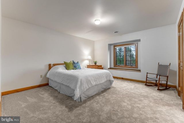 204 BRANDYWINE DR, State College, PA 16801