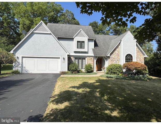 204 BRANDYWINE DR, State College, PA 16801