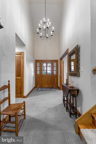 204 BRANDYWINE DR, State College, PA 16801