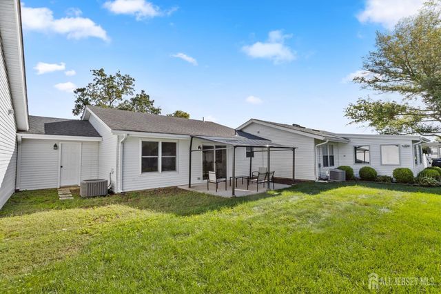 274 Convent Road B, Monroe, NJ 08831