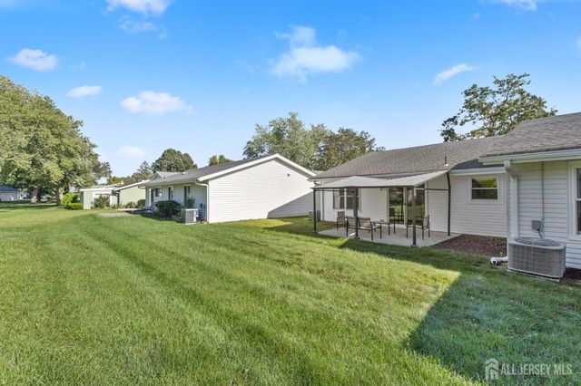 274 Convent Road B, Monroe, NJ 08831