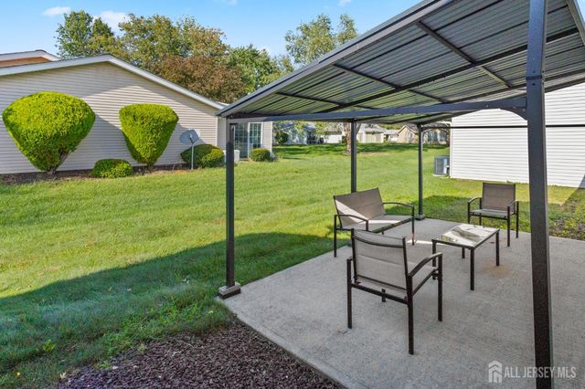 274 Convent Road B, Monroe, NJ 08831