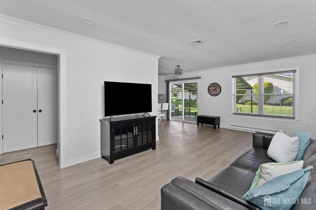 274 Convent Road B, Monroe, NJ 08831