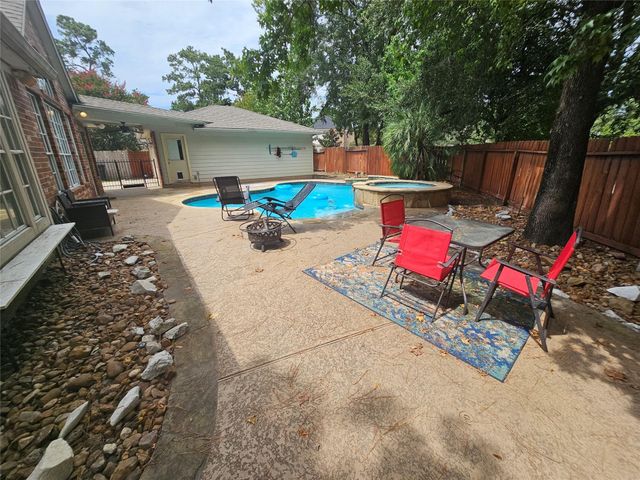 25606 Valley Springs Place, Spring, TX 77373