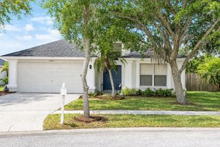 27606 SKY LAKE CIRCLE, Wesley Chapel, FL 33544