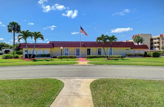 23249 Barwood Lane 402, Boca Raton, FL 33428