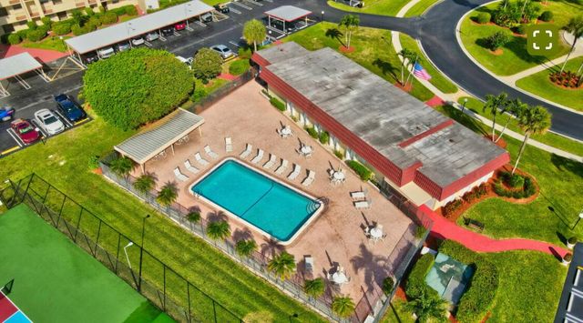 23249 Barwood Lane 402, Boca Raton, FL 33428