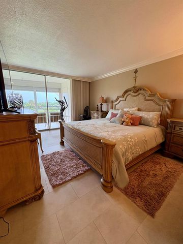 23249 Barwood Lane 402, Boca Raton, FL 33428