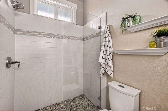 2509 England, Chico, CA 95928