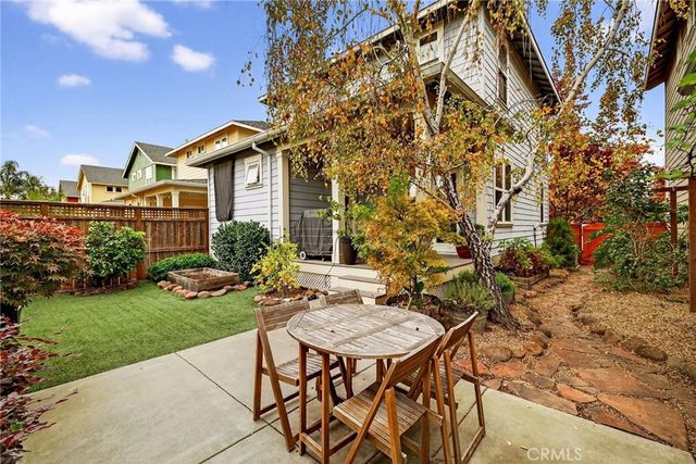 2509 England, Chico, CA 95928