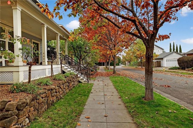 2509 England, Chico, CA 95928