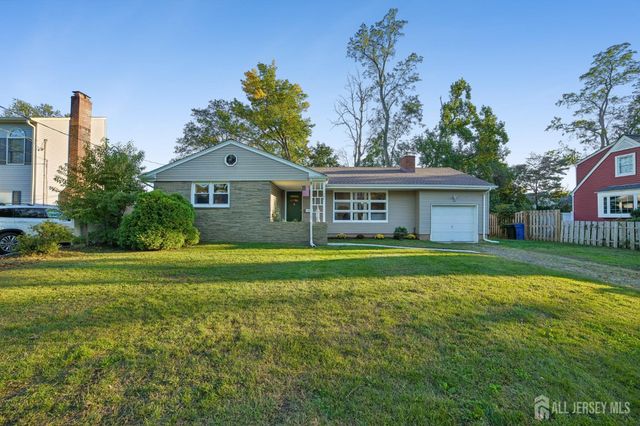 747 3rd Street, Dunellen, NJ 08812