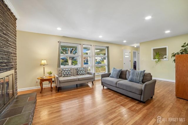 747 3rd Street, Dunellen, NJ 08812