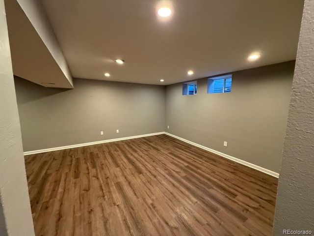 895 S Garrison St, Lakewood, CO 80226