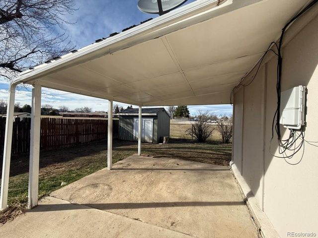 895 S Garrison St, Lakewood, CO 80226