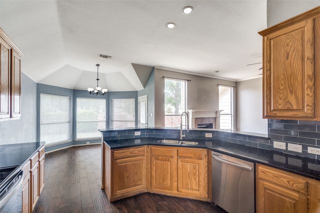 5012 Springflower Drive, Frisco, TX 75035