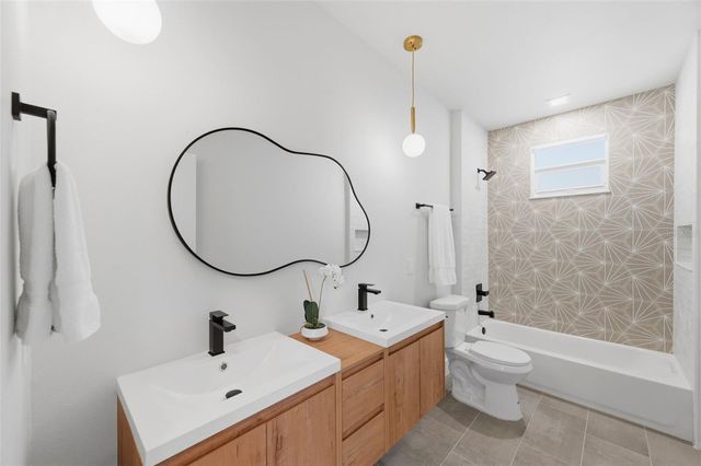 309 E SELMA AVENUE, Tampa, FL 33603