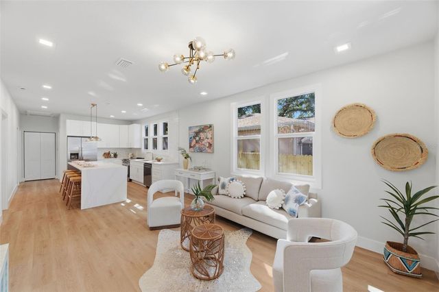 309 E SELMA AVENUE, Tampa, FL 33603