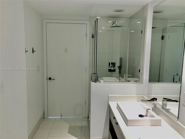 1300 S Miami Ave 2704, Miami, FL 33130