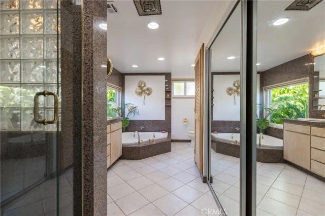 22429 Bessemer Street, Woodland Hills, CA 91367