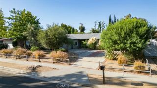 22429 Bessemer Street, Woodland Hills, CA 91367