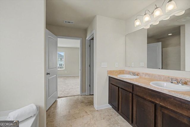 240 Shaker Hollow Drive, Mcdonough, GA 30253