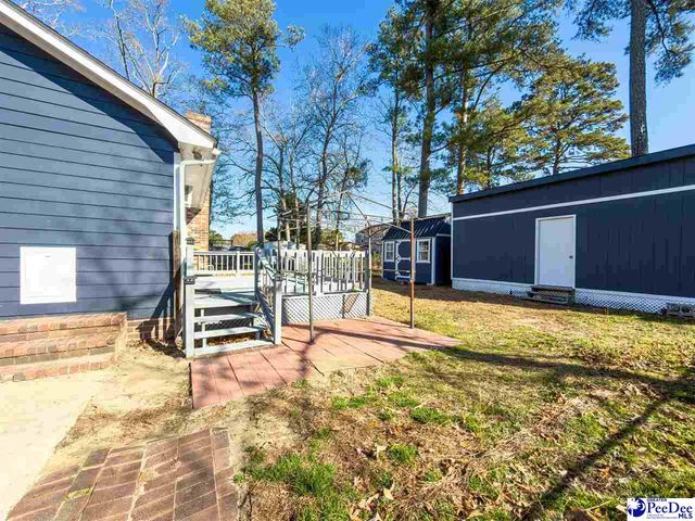 414 Chippenham Lane, Florence, SC 29501