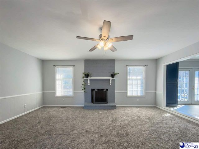 414 Chippenham Lane, Florence, SC 29501