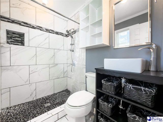 414 Chippenham Lane, Florence, SC 29501