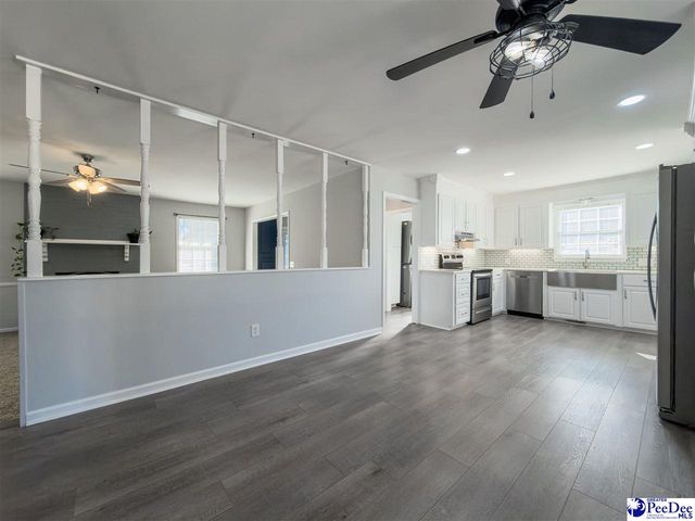 414 Chippenham Lane, Florence, SC 29501