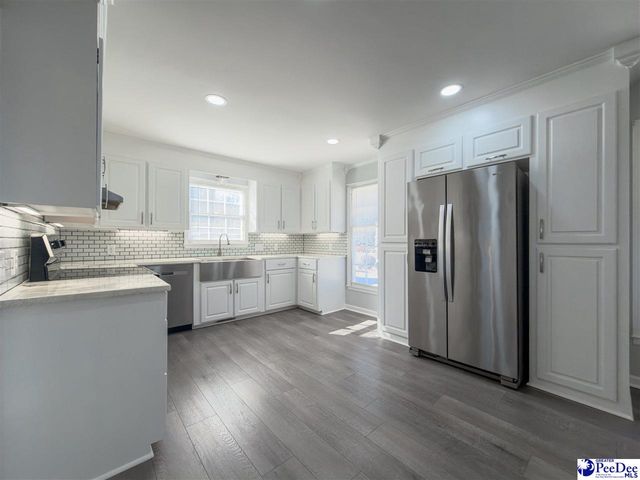 414 Chippenham Lane, Florence, SC 29501