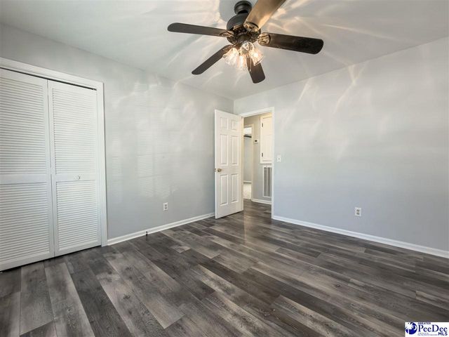 414 Chippenham Lane, Florence, SC 29501