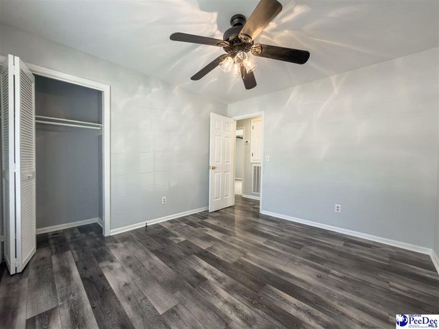 414 Chippenham Lane, Florence, SC 29501