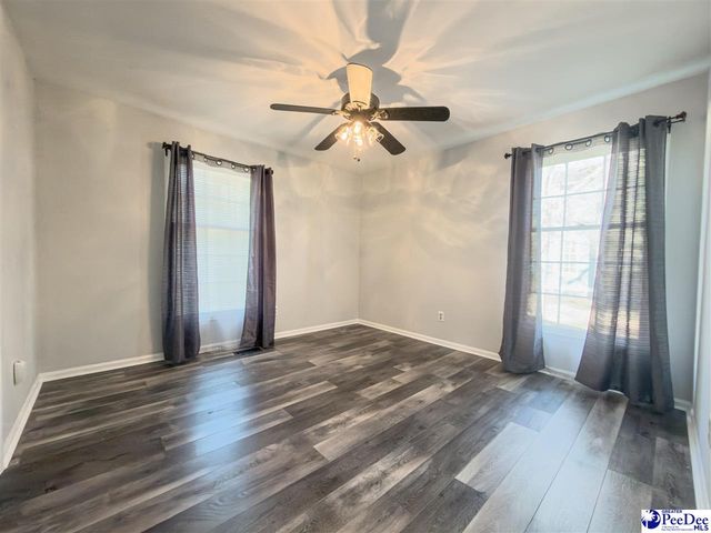 414 Chippenham Lane, Florence, SC 29501