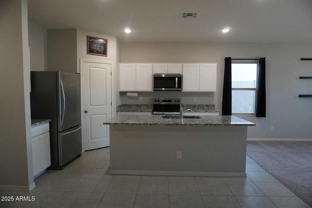 3137 E Minor Drive, San Tan Valley, AZ 85143